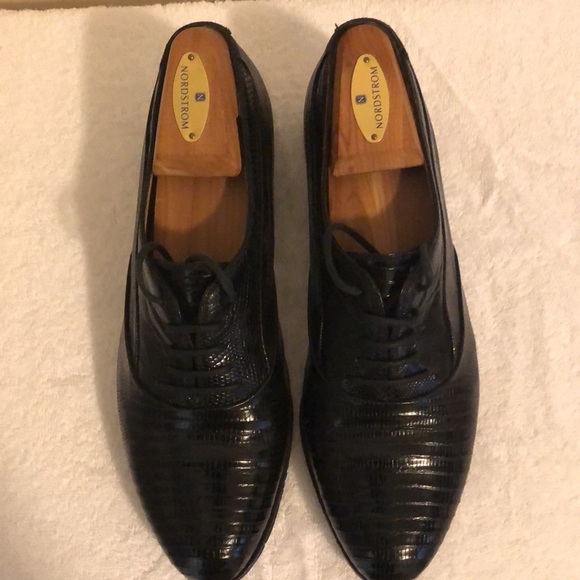 Shoes - Picture 2 of 2